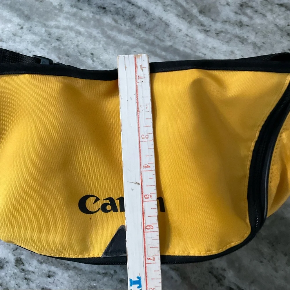 Canon belt bag/fanny pack camera and lens holder
